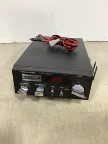 Vintage Realistic 40 channel CB radio-radioshack (TRC-421A)