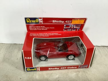 Revell Shelby 427 Cobra diecast collectible(new in box)