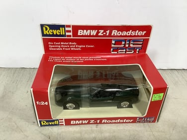 Revell BMW Z-1 Roadster diecast collectible(new in box)
