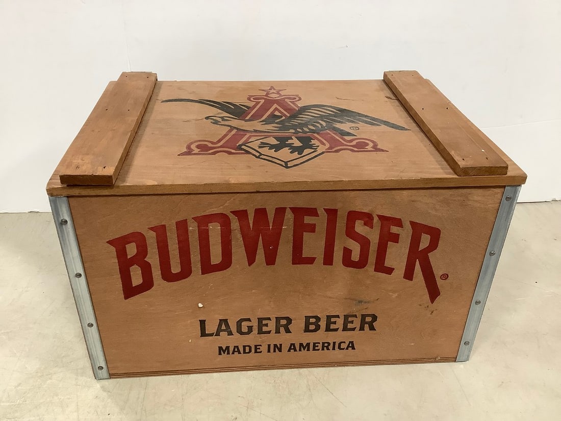 Budweiser wooden crate(17in.x12in.10.5in..) (1 of 1)