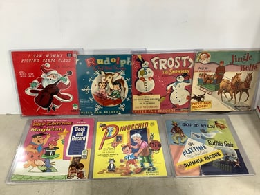 Vintage 45's(Frosty the Snowman, Pinnochio, Jingle Bells, and more)