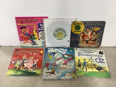Vintage 45's(The Scarecrow of Oz, Frosty, Fred Flinstone, and more)