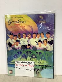 1986 Official Yankees Yearbook