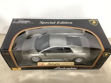 Maisto Lamborghini Murcielago diecast collectible(new in box)