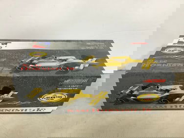 Sam Hornish Jr. #4 Pennzoil diecast collectible(new in box)