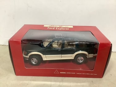 Eddie Bauer Ford Explorer Diecast Collectible *new in box*