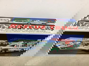 Hess Rescue Truck *new in box*