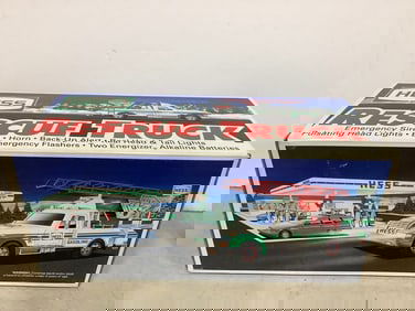 Hess Rescue Truck *new in box*