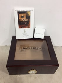 Romeo y Juleta humidor with instuction manual(10.5in.x8.5in.x4in.)