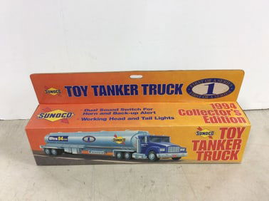 Sunoco toy tanker truck collectible(new in box)
