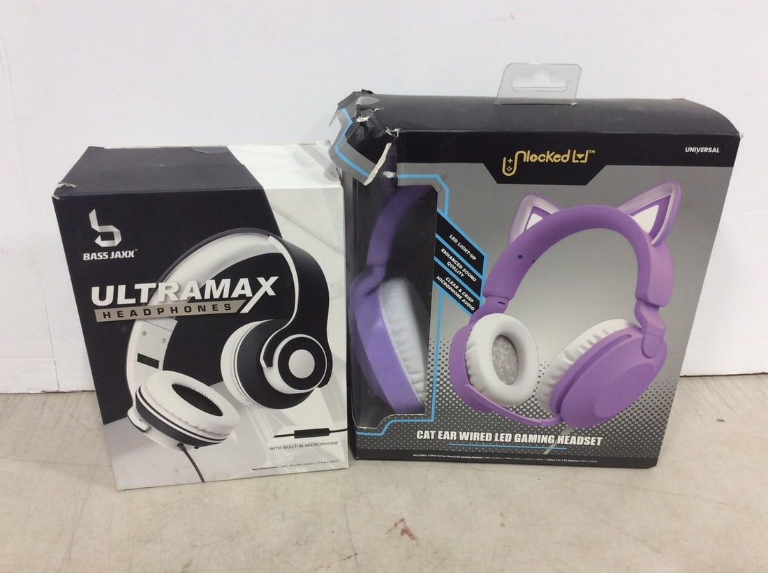 Cat ear wired LED gaming headset and Bassjaxx ultramax headphones: Cat ear wired LED gaming headset and Bassjaxx ultramax headphones