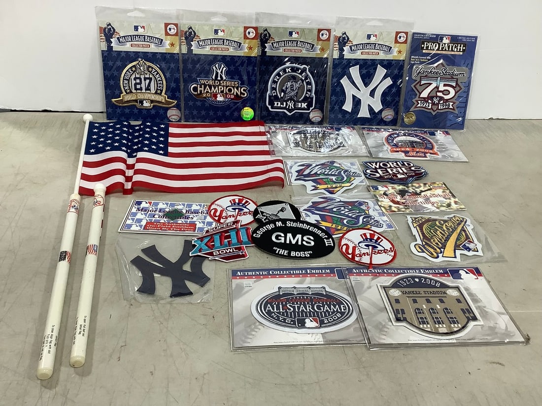Various MLB Collector Patches, and Flags: Various MLB Collector Patches, and Flags
