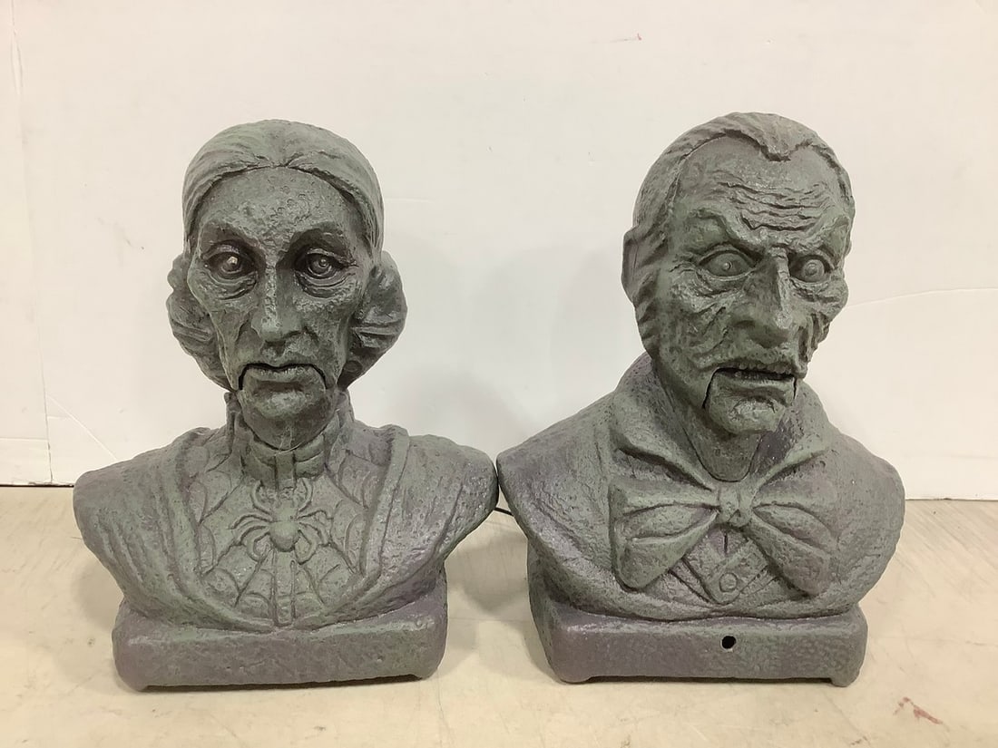 Talking Halloween Decor: Talking Halloween Decor