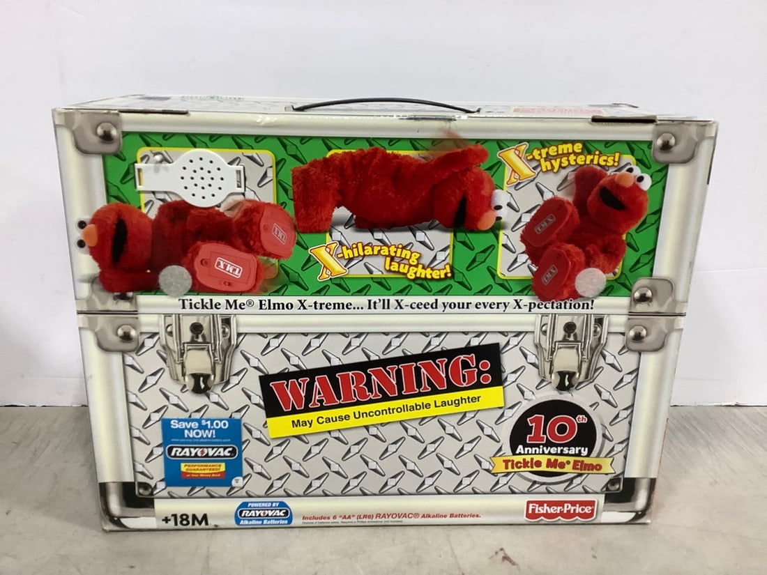 Tickle me Elmo Doll: Tickle me Elmo Doll