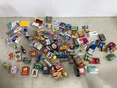 Mini brands