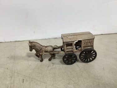 Cast iron horse carriage(6.5in.long)