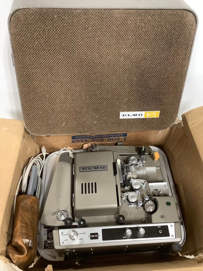 Vintage Elmo Projector (F16-TC): Vintage Elmo Projector (F16-TC)