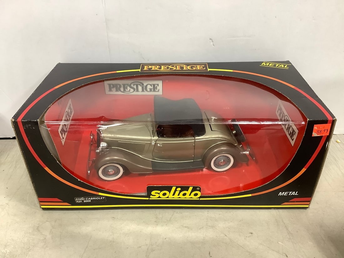 Solido Ford Carbriolet Diecast Collectible *new in box*: Solido Ford Carbriolet Diecast Collectible *new in box*