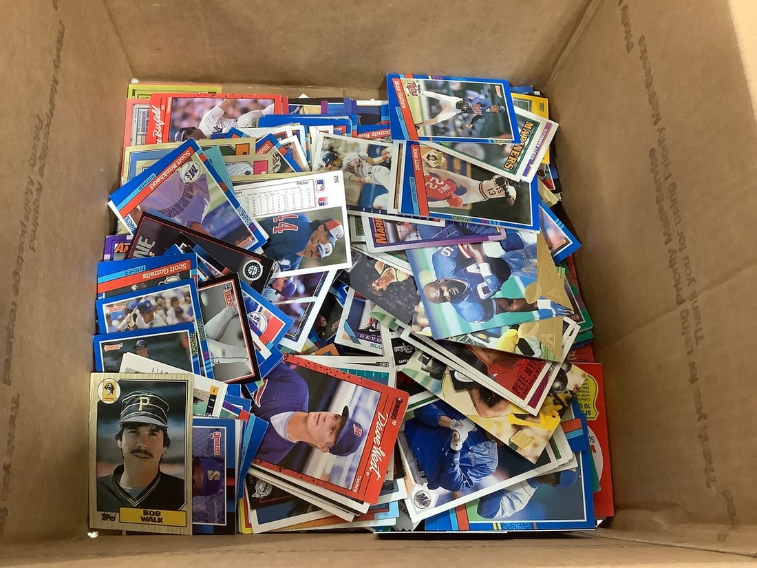 1980's/1990's baseball cards (1 of 1)