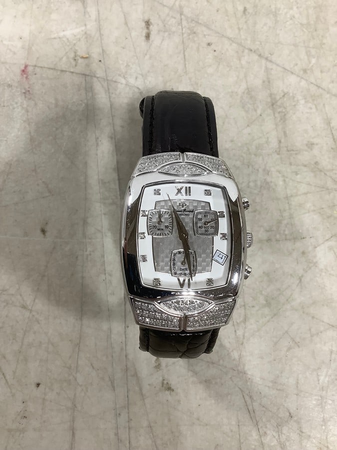 Lucien Piccard sapphire crystal with diamond chip mens watch (1 of 1)
