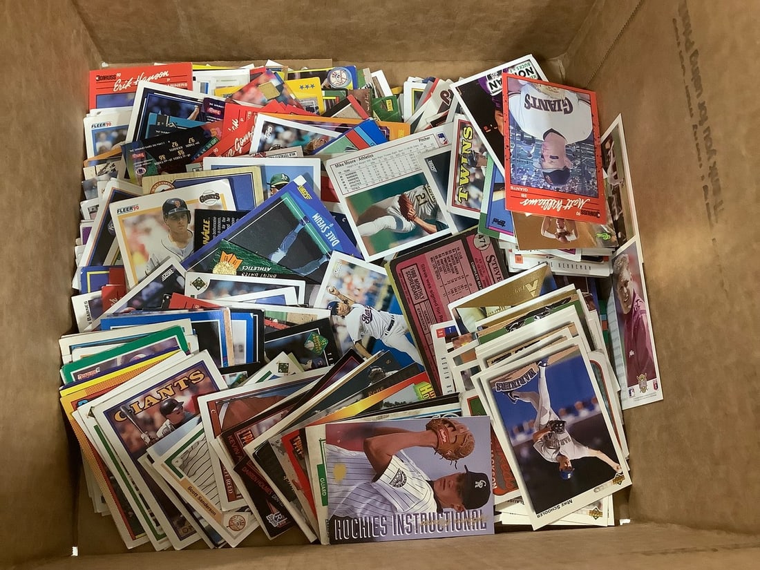 1980's/1990's baseball cards (1 of 1)