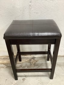 Cushioned Stool (24in Tall)