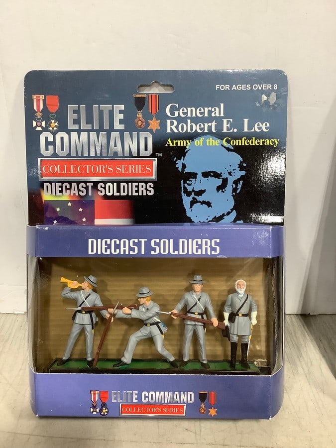 Elite Command diecast soldiers(General Robert E. Lee-new in box) (1 of 1)