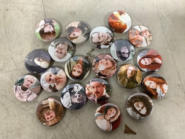 Game of Thrones pins