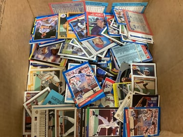 Various 1980s/1990s Baseball Cards