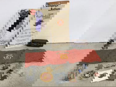 Vintage Pinbacks and Trinkets