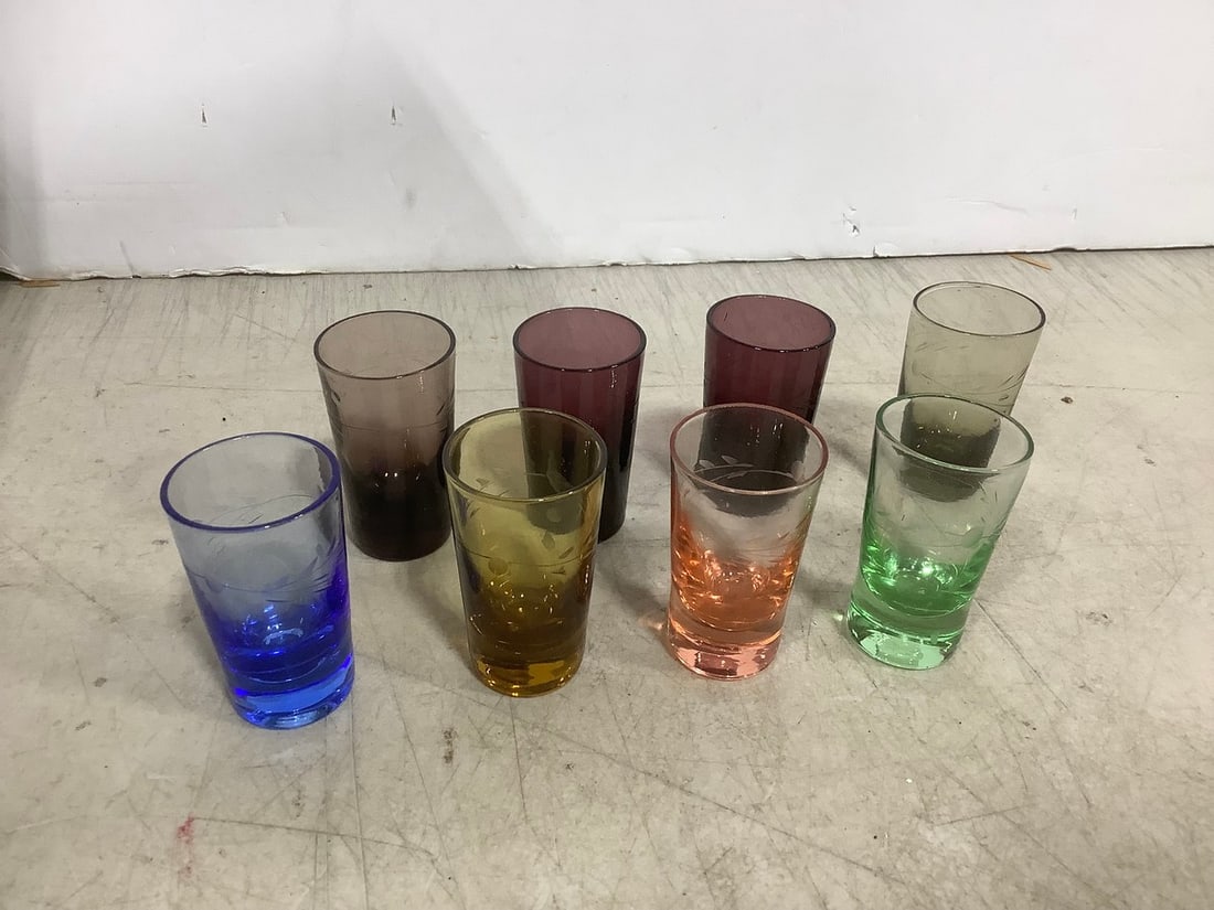 Etched floral depression shot glasses(2.5in.tall): Etched floral depression shot glasses(2.5in.tall)