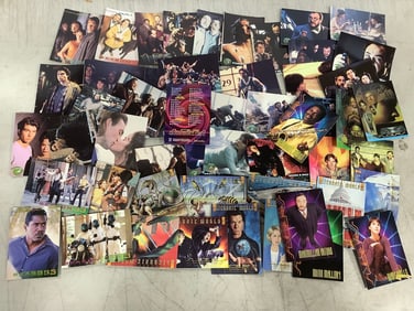 Various collectible cards(movies, musicians, and more)