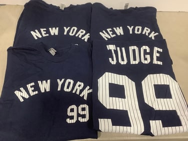Aaron Judge Yankees tshirts(2XL, XL)