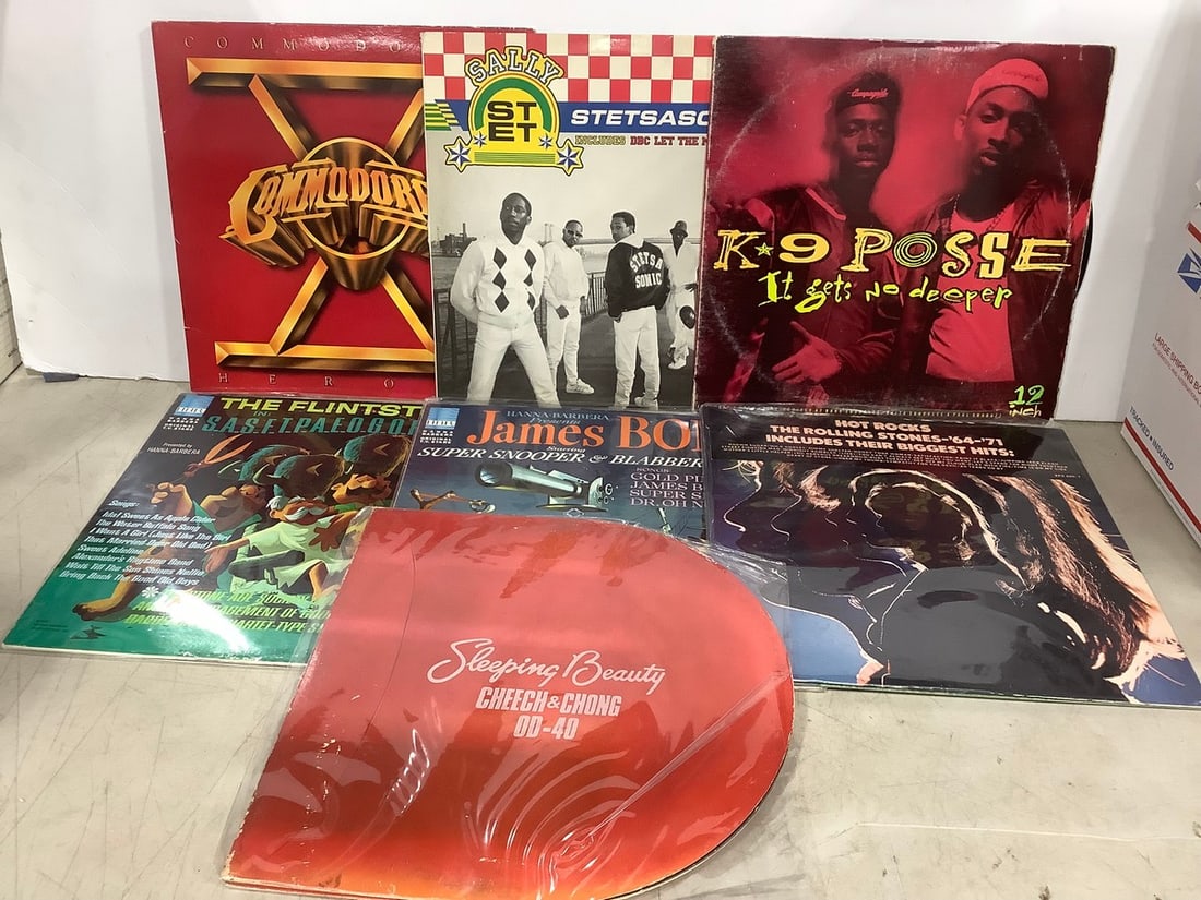 Vintage records(Commodores, The Rolling Stones, and more) (1 of 1)