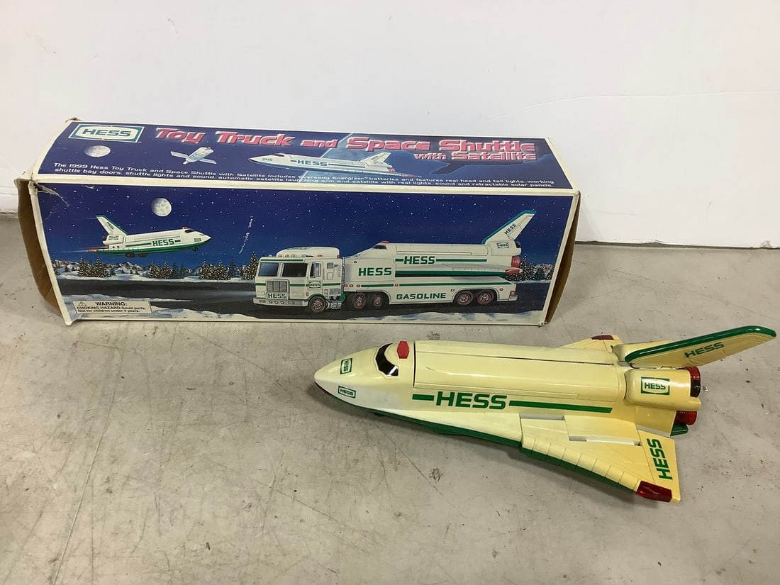 Hess Toy Truck and Space Shittle: Hess Toy Truck and Space Shittle