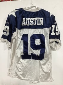 Dallas Cowboys jersey Miles Austin number 19(size 48)