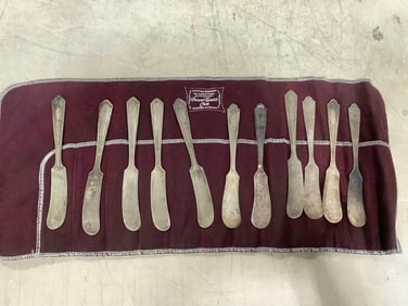 Vintage spreaders