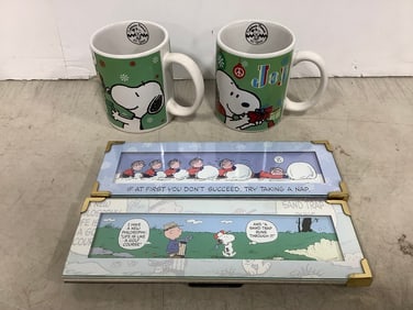 Peanuts decor(3in.x9in.) and Snoopy mugs