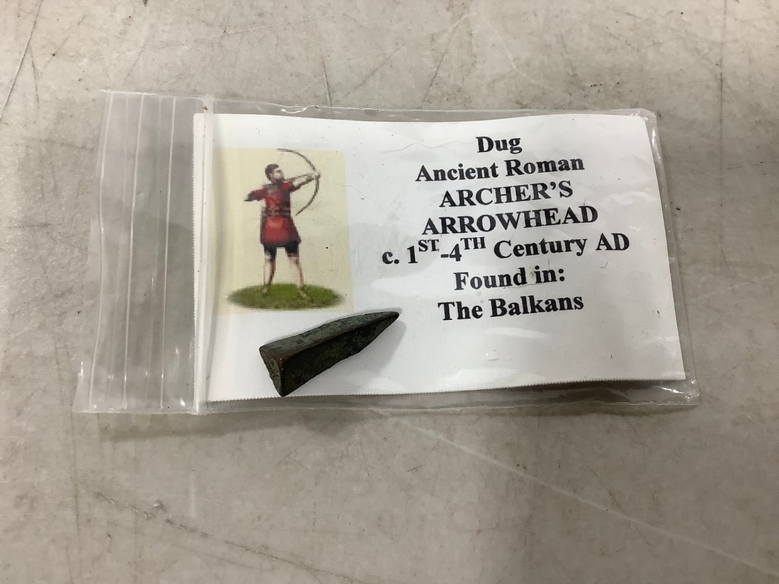 Dug Ancient Roman Archers Arrowhead - found in Balkans (1 of 1)