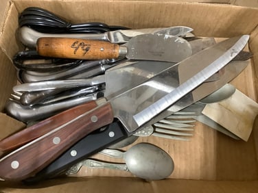 Various Kitchen Utencils