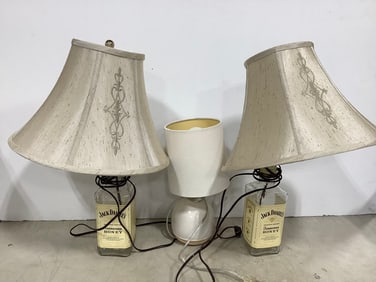 Various Table Lamps with Shades (Tallest - 19.5in)