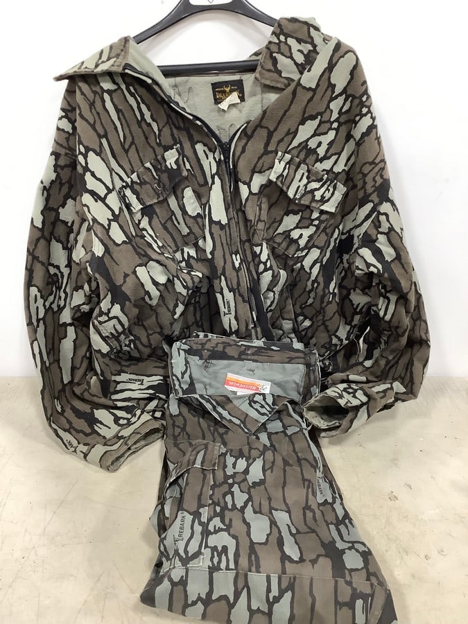 Winchester pants(38) and Deerskin zip up jacket(3XL) (1 of 1)