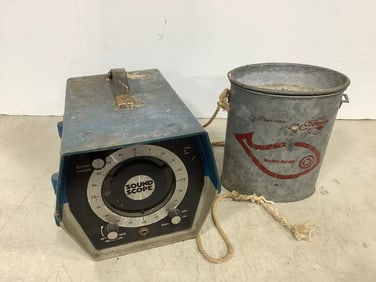 Jetco Fish locator/depth finder and live bait well