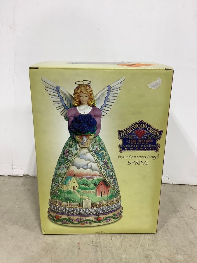 Jim Shore Four Seasons Angel spring statue: Jim Shore Four Seasons Angel spring statue