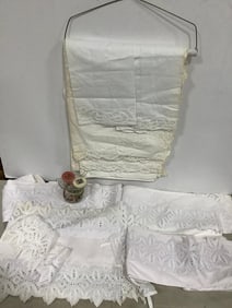 Vintage Fabrics and Yankee Candles with Holder
