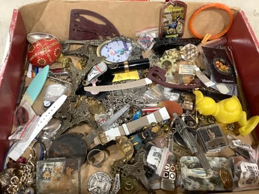 Vintage Trinkets, Pins, and more