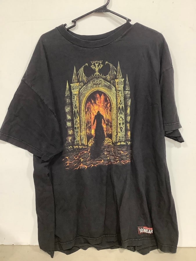 WWE tshirt(2XL): WWE tshirt(2XL)
