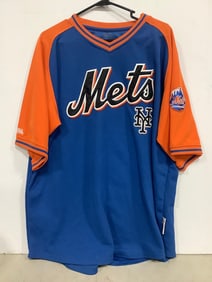 Mets v neck tshirt(2XL)