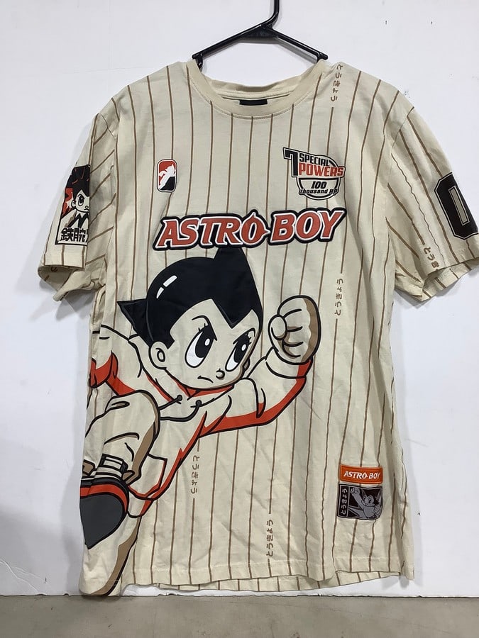 Astro Boy tshirt(XL): Astro Boy tshirt(XL)