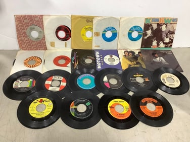 Vintage 45's(Kool & The Gang, Kenny Loggins, Al Martino, and more)